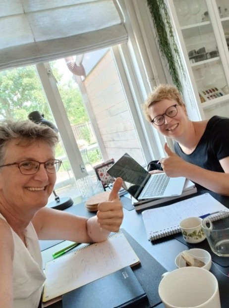 Alie en maartje verlichting overgangsklachten